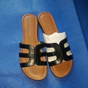 Never worn Kelly & Katie sandal